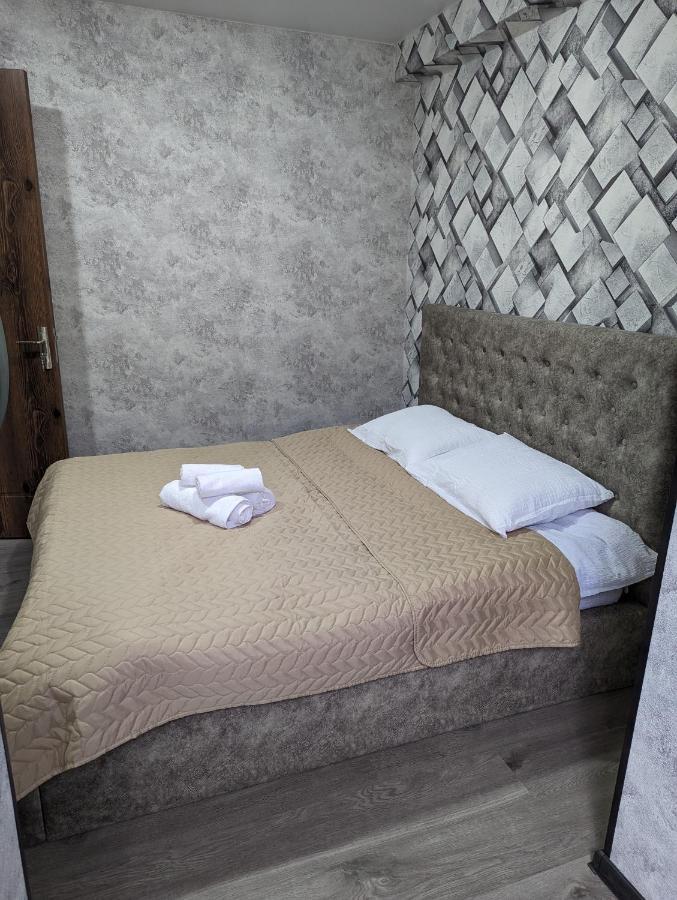 Gari'S Apartment Next To Borjomi Central Park Luaran gambar